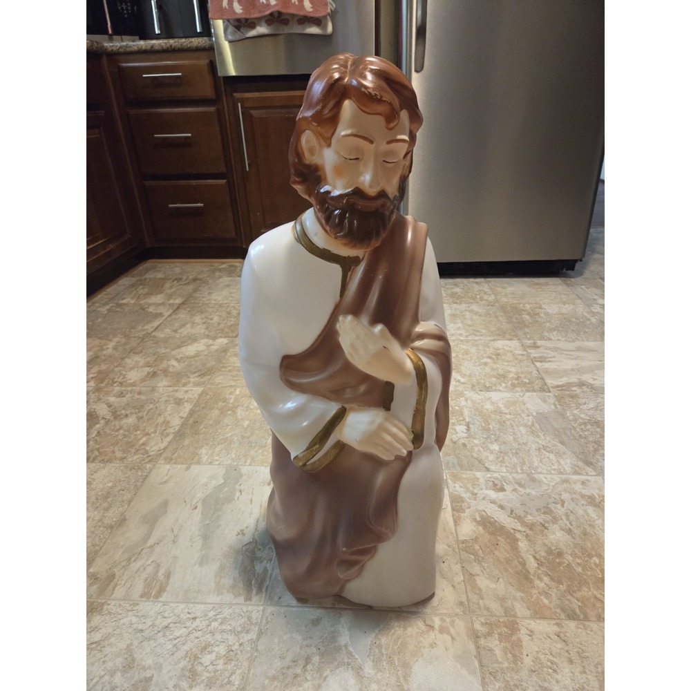 Vintage Blow Mold Joseph Replacement *No Light*